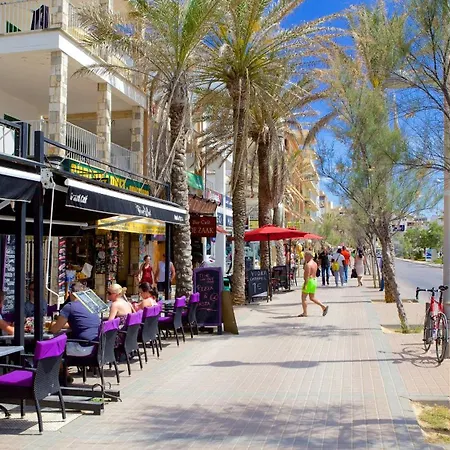 Iris - Only Adults Hotel